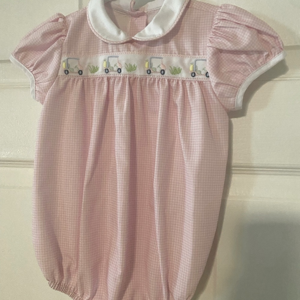 Girls golf smocked outfit. 9 months. Like new condition. Adorable for pictures!